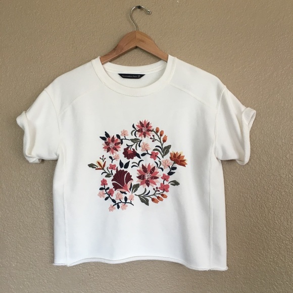 Abercrombie & Fitch Tops - Cute top